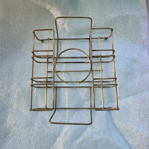Vintage Metal Wire Bottle Carrier Rack Brass Tone Holds 4 Bottles Used Decor