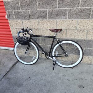 Single-Speed Fixed Gear Bike Steel Frame 700c Black White Tires – Used